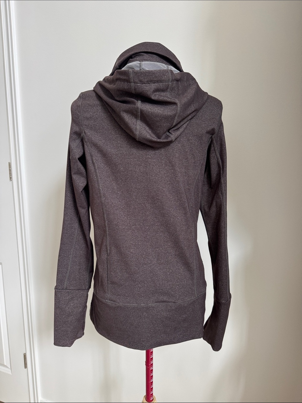 Lululemon Stride Hooded Jacket Size 10 - Picture 5 of 12